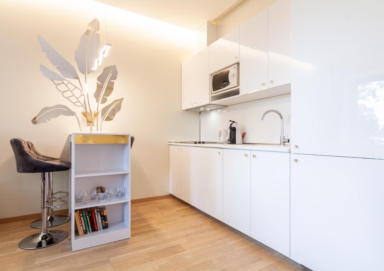 Central Square Apartments Паланга Экстерьер фото