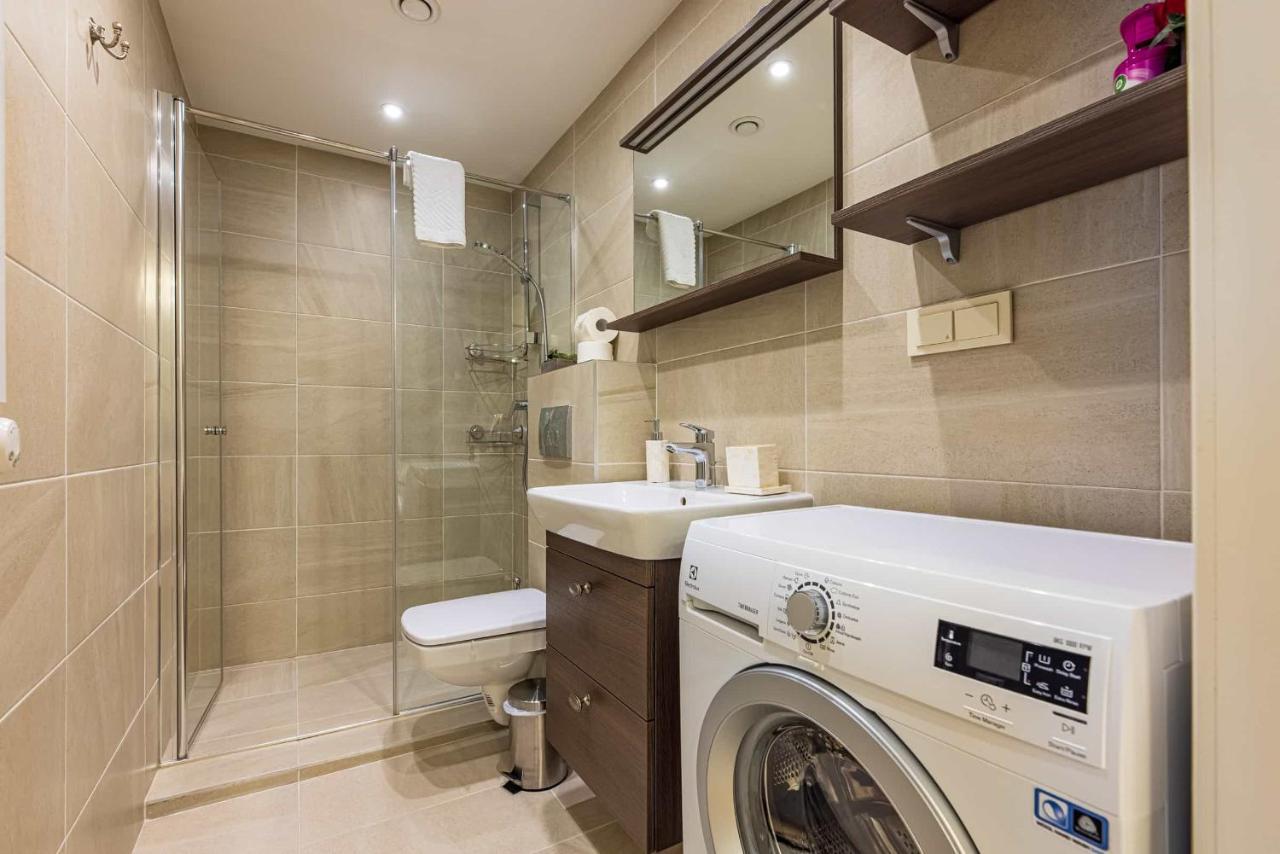 Central Square Apartments Паланга Экстерьер фото
