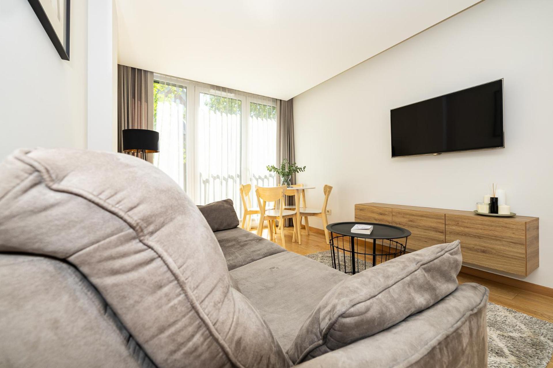 Central Square Apartments Паланга Номер фото