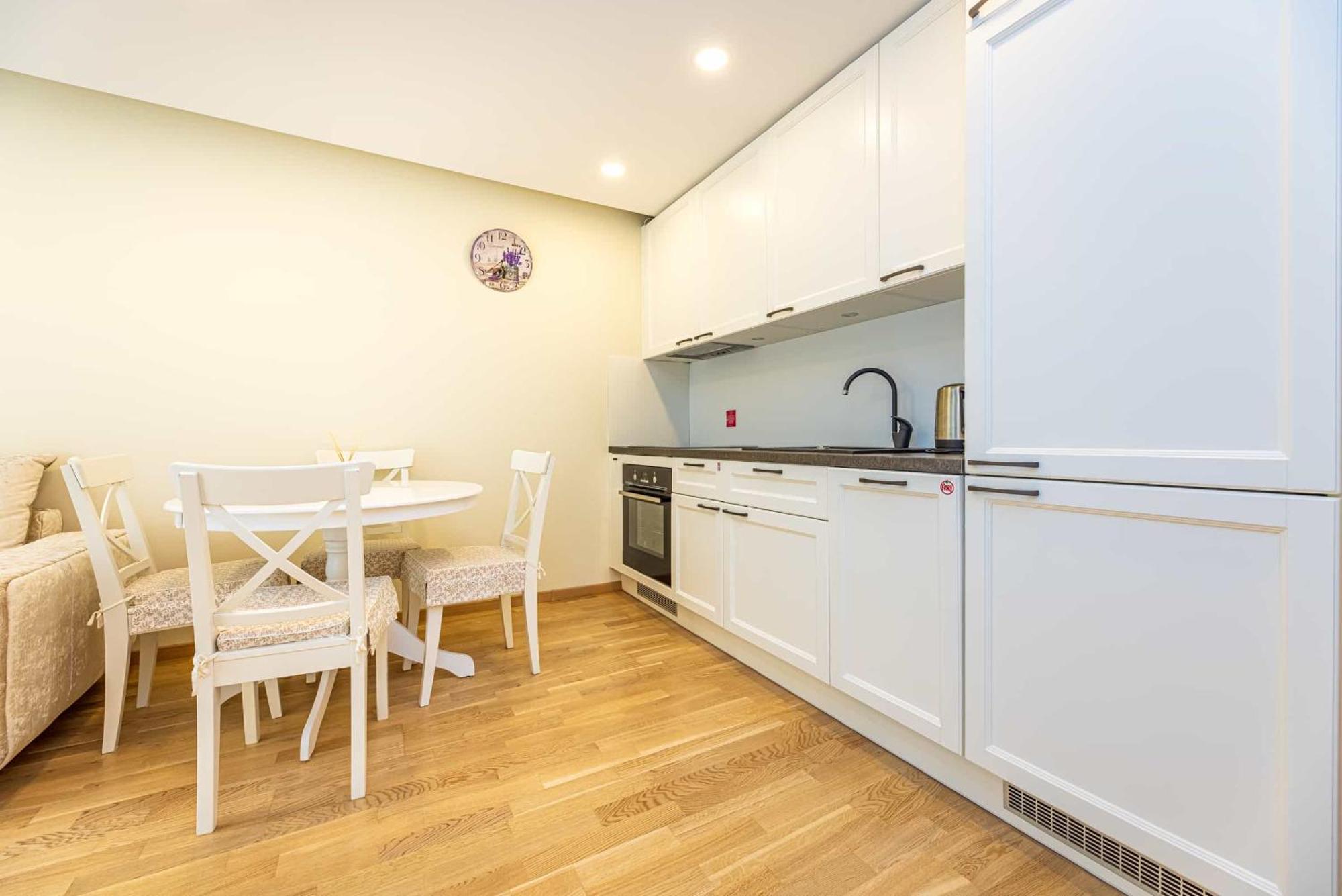 Central Square Apartments Паланга Номер фото