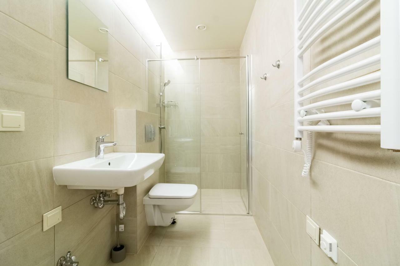 Central Square Apartments Паланга Экстерьер фото